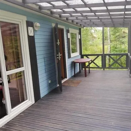 Holiday home In Mit Terrasse Und Grill Rzeczenica