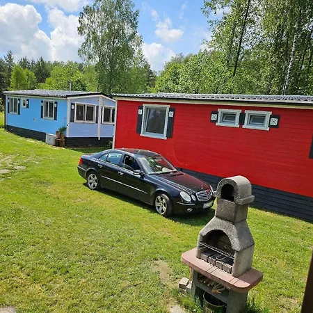 In Mit Terrasse Und Grill Holiday home *